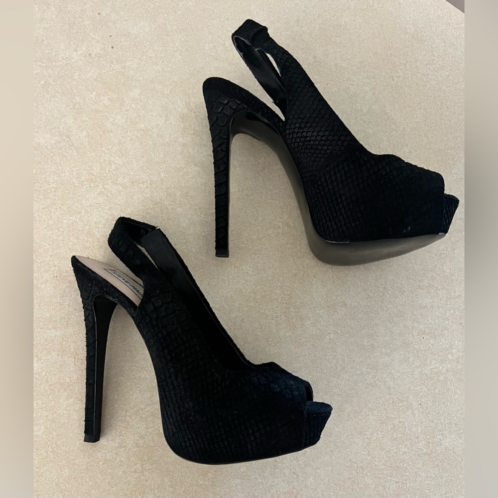 Steve Madden Aidn Black Snakeskin Peep-Toe Slingback Platform Stilettos Size 9